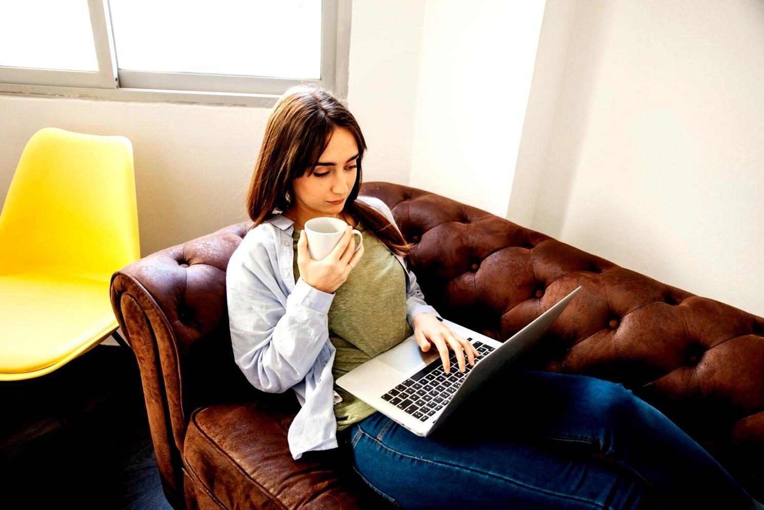 Análisis de datos financieros en pantalla